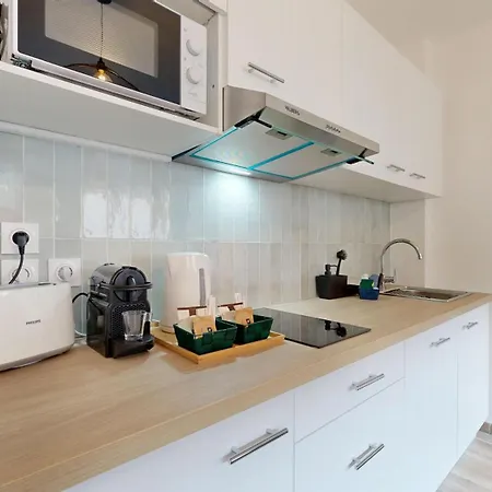 Expat Renting - Le Petit Matabiau - Netflix - Train Station Toulouse