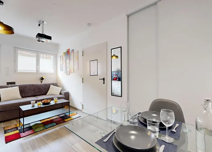 Expat Renting - Le Petit Matabiau - Netflix - Train Station * トゥールーズ