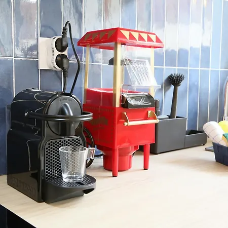 Expat Renting - Le Petit Matabiau - Netflix - Train Station Toulouse